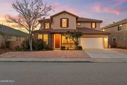 3721 Club Rancho Dr, Palmdale, CA 93551