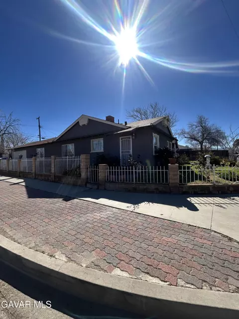 38562 35th St, Palmdale, CA 93550