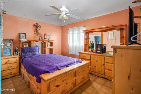 Bedroom - 44627 Rodin Ave, Lancaster, CA 93535 photo 1 of 4