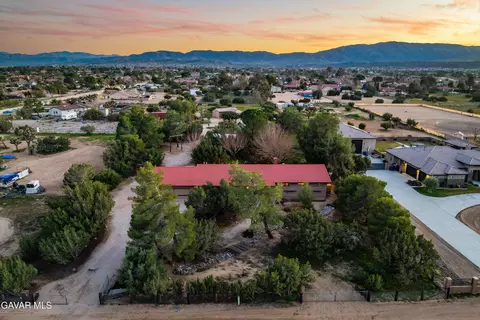 2238 Avenue N4 W, Palmdale, CA 93551