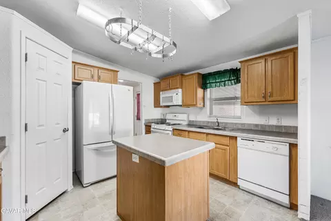 600 S Dennison Rd #SPC 109, Tehachapi, CA 93561 photo 14