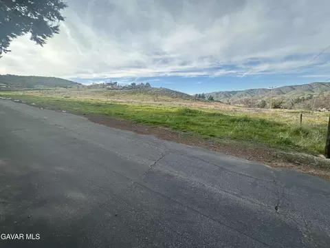 87 Th Stw Vic Vientos, Leona Valley, CA 93551