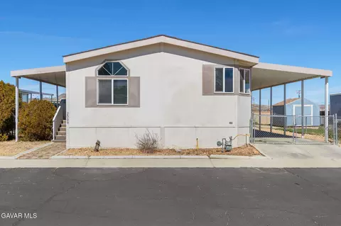 2009 Windbreak Dr #3, Rosamond, CA 93560