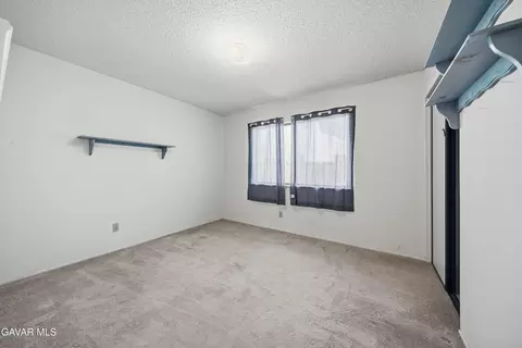 Bedroom - 1844 Nessa Dr, Lancaster, CA 93535 photo 3 of 4