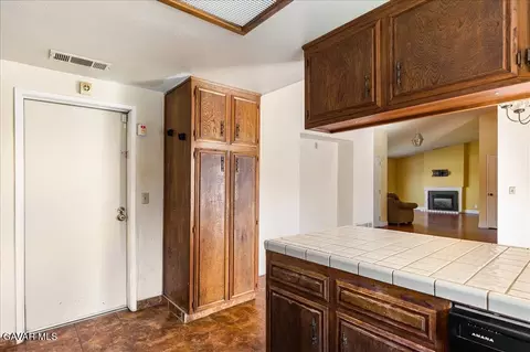 114 Chaparrel St, Tehachapi, CA 93561 photo 12