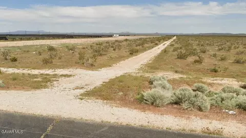 1300 E Douglas Ave, Mojave, CA 93501 photo 3
