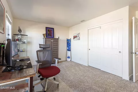 2048 Thistle Ave, Palmdale, CA 93550 photo 33