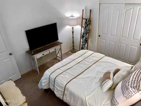 2048 Thistle Ave, Palmdale, CA 93550 photo 20