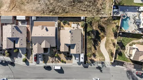 2048 Thistle Ave, Palmdale, CA 93550 photo 6