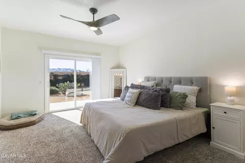 2048 Thistle Ave, Palmdale, CA 93550 photo 23