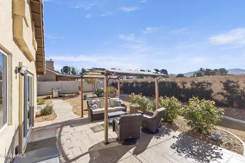 2048 Thistle Ave, Palmdale, CA 93550 photo 40