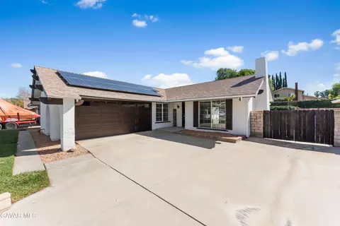 19532 Delight St, Santa Clarita, CA 91351