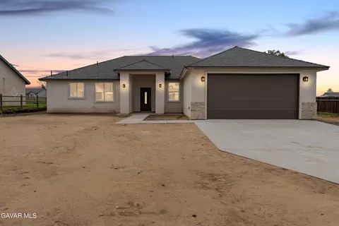 18461 Branding Iron Ct, Tehachapi, CA 93561