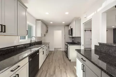 Entry Way - 665 Avenue J12 W, Lancaster, CA 93534 photo 1 of 1