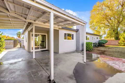 Exterior - 665 Avenue J12 W, Lancaster, CA 93534 photo 4 of 4