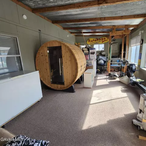 Exterior - 170 Kellogg St, Lone Pine, CA 93545 photo 11 of 16