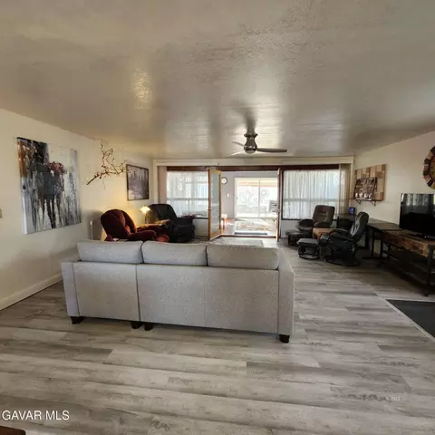 Living - 170 Kellogg St, Lone Pine, CA 93545 photo 2 of 3