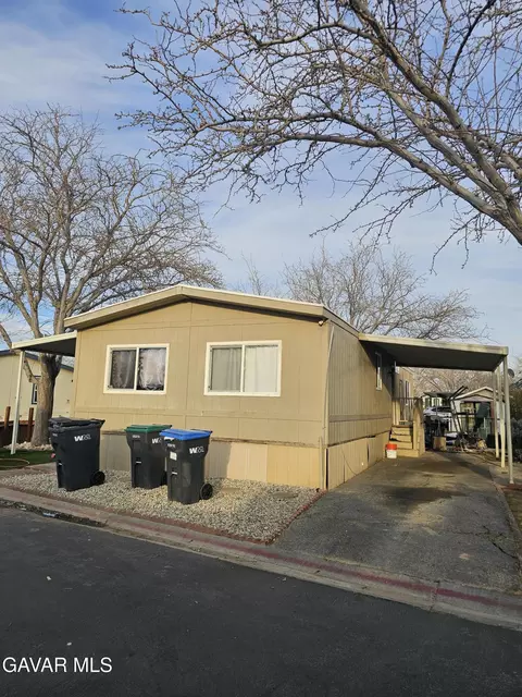 3524 Avenue R E #SPC 64, Palmdale, CA 93550