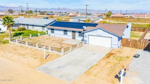 9021 Columbine Ave, California City, CA 93505