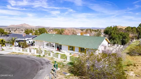 40104 161st St, Palmdale, CA 93591 photo 2