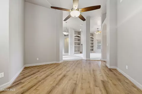 Living - 403 Mesquite Dr, Tehachapi, CA 93561 photo 7 of 7