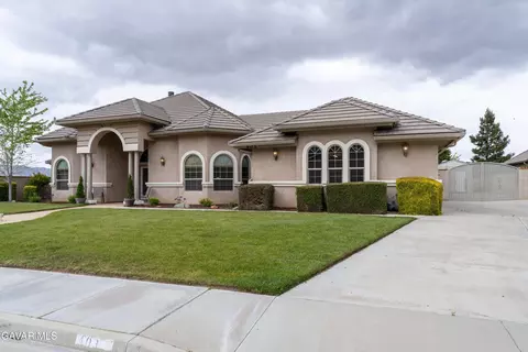 Exterior - 403 Mesquite Dr, Tehachapi, CA 93561 photo 5 of 10