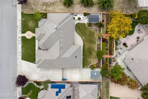 View/Area - 403 Mesquite Dr, Tehachapi, CA 93561 photo 2 of 7