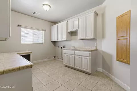 Other - 403 Mesquite Dr, Tehachapi, CA 93561 photo 2 of 6