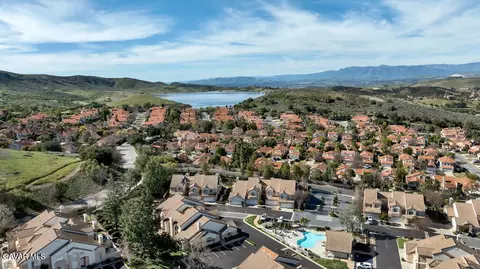 View/Area - 638 High Plains Ln UNIT A, Simi Valley, CA 93065 photo 3 of 5