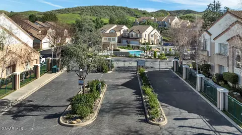 View/Area - 638 High Plains Ln UNIT A, Simi Valley, CA 93065 photo 1 of 5