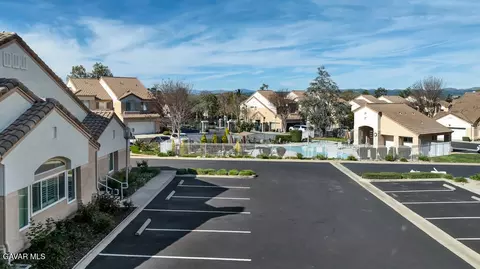 Exterior - 638 High Plains Ln UNIT A, Simi Valley, CA 93065 photo 2 of 5
