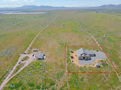 Cor Ave D4 Paget Ave, Lancaster, CA 93536 photo 3