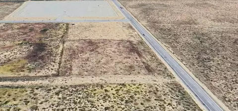 76 Rosamond Blvd, Rosamond, CA 93560