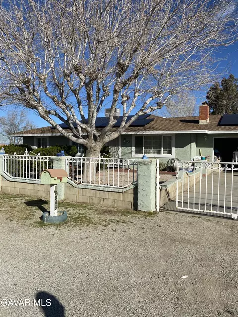 10845 Avenue R2 E, Littlerock, CA 93543