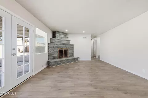Living - 45402 5th St, Lancaster, CA 93535 photo 1 of 2
