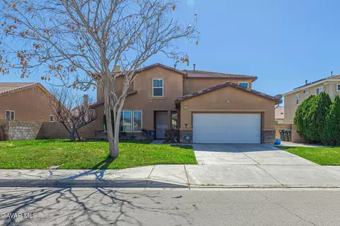 Exterior - 2752 Newgrove St E, Lancaster, CA 93535 photo 3 of 8