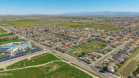 View/Area - 2752 Newgrove St E, Lancaster, CA 93535 photo 9 of 10