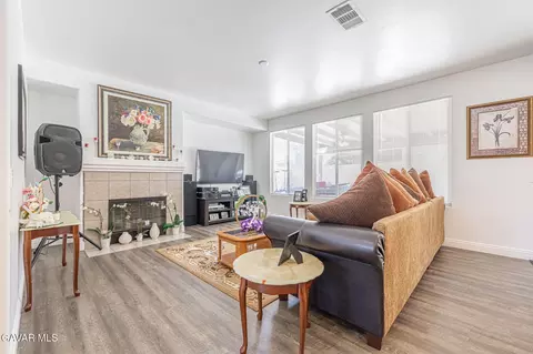 Living - 2752 Newgrove St E, Lancaster, CA 93535 photo 2 of 2