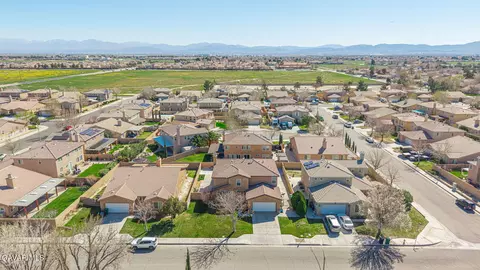 View/Area - 2752 Newgrove St E, Lancaster, CA 93535 photo 1 of 10