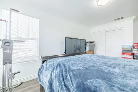 Bedroom - 2752 Newgrove St E, Lancaster, CA 93535 photo 6 of 9