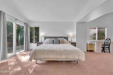 Bedroom - 3046 Hampton Rd, Palmdale, CA 93551 photo 2 of 5