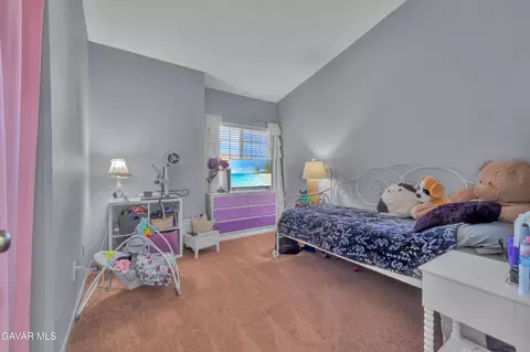 Bedroom - 3046 Hampton Rd, Palmdale, CA 93551 photo 4 of 5