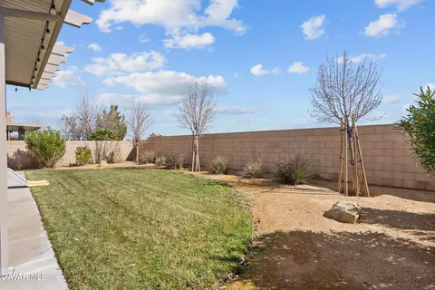 43838 Madison, Lancaster, CA 93536 photo 35