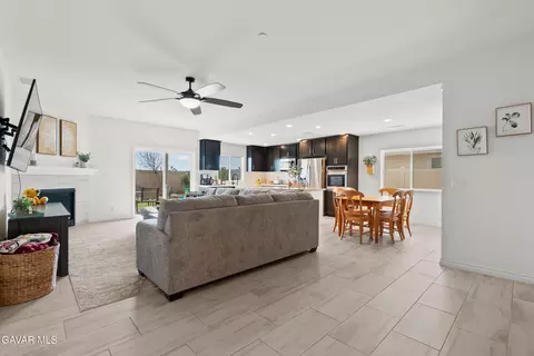 43838 Madison, Lancaster, CA 93536 photo 6