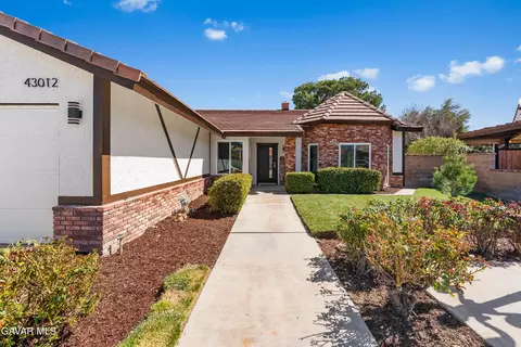 43012 Montemarte Ct, Lancaster, CA 93536