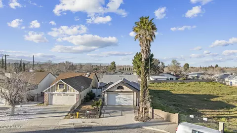 1535 Avenue R6 E, Palmdale, CA 93550