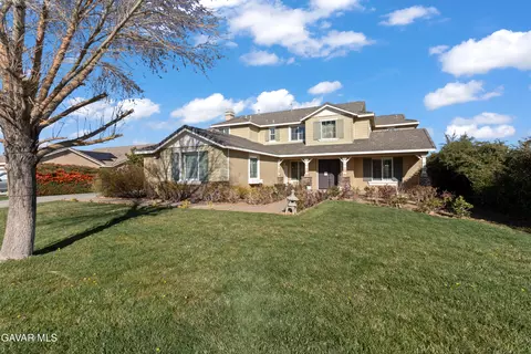 41346 43rd St W, Quartz Hill, CA 93536