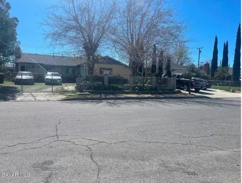 226 Avenue Q3 E, Palmdale, CA 93550