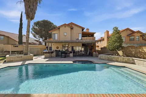 Exterior - 5517 Harmony Ln, Lancaster, CA 93536 photo 11 of 13