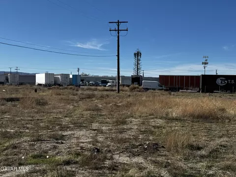 Spearman Avenue, Lancaster, CA 93535 photo 3